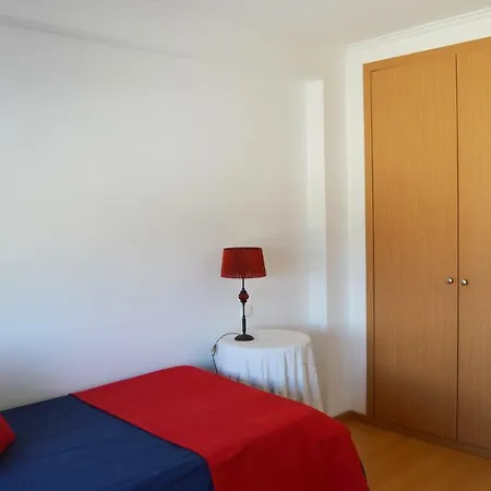 Peniche Swimming Pool Hébergement de vacances *