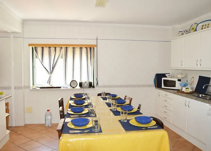 Peniche Swimming Pool Hébergement de vacances *