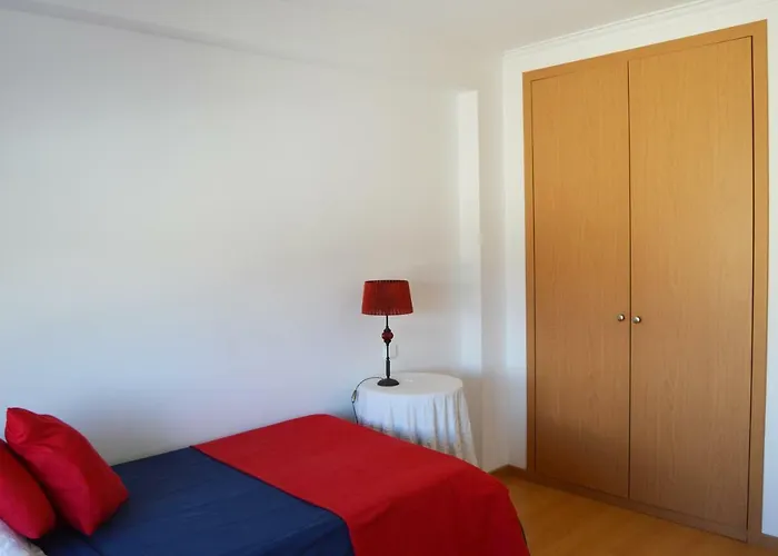 Peniche Swimming Pool Hébergement de vacances *